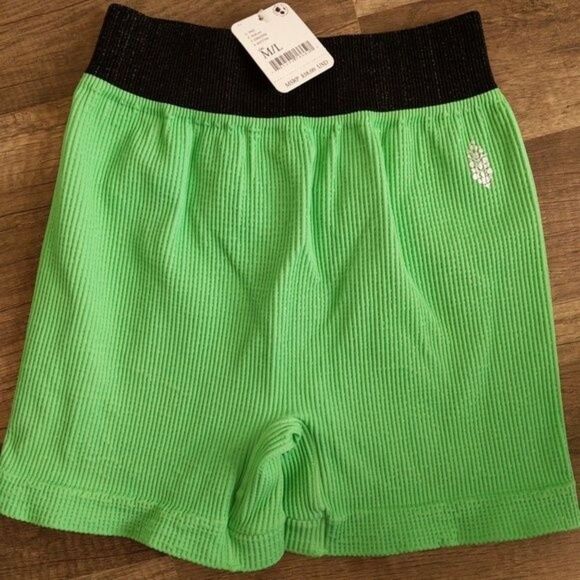 Free People Seamless Short M/L - Picture 5 of 6
